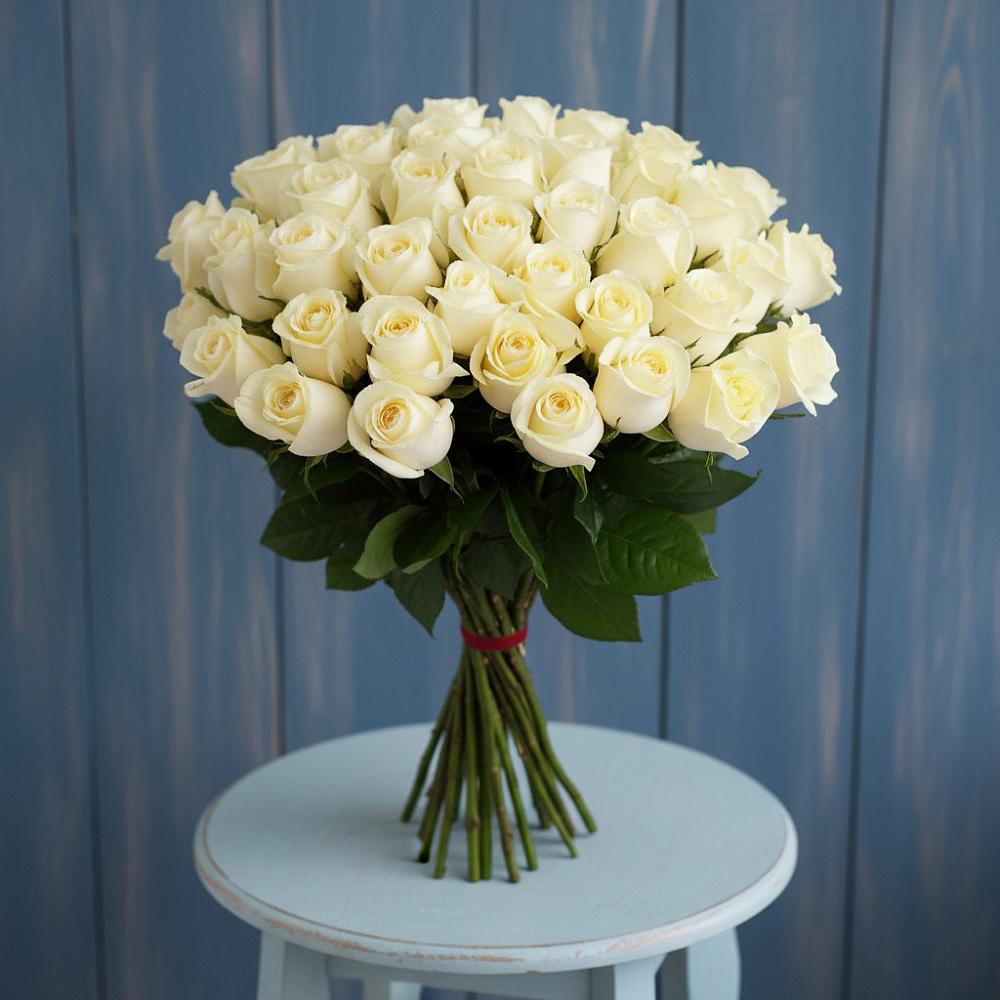 Букет 51 Белая роза Эдлесс Лав в Сергиевском Ставропольского края
