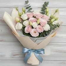 Букет цветов из:  Лизиантусы в Сергиевском Ставропольского края