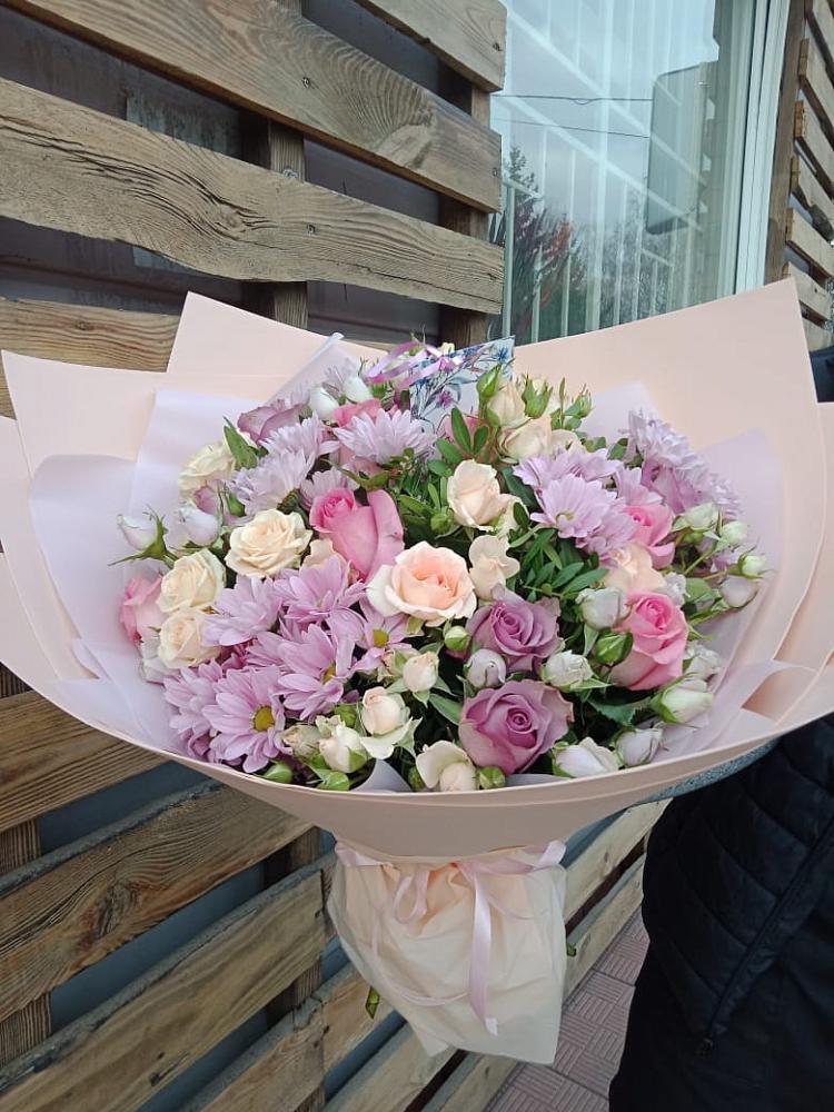 Букет цветов из: Розы и Хризантемы в Сергиевском Ставропольского края