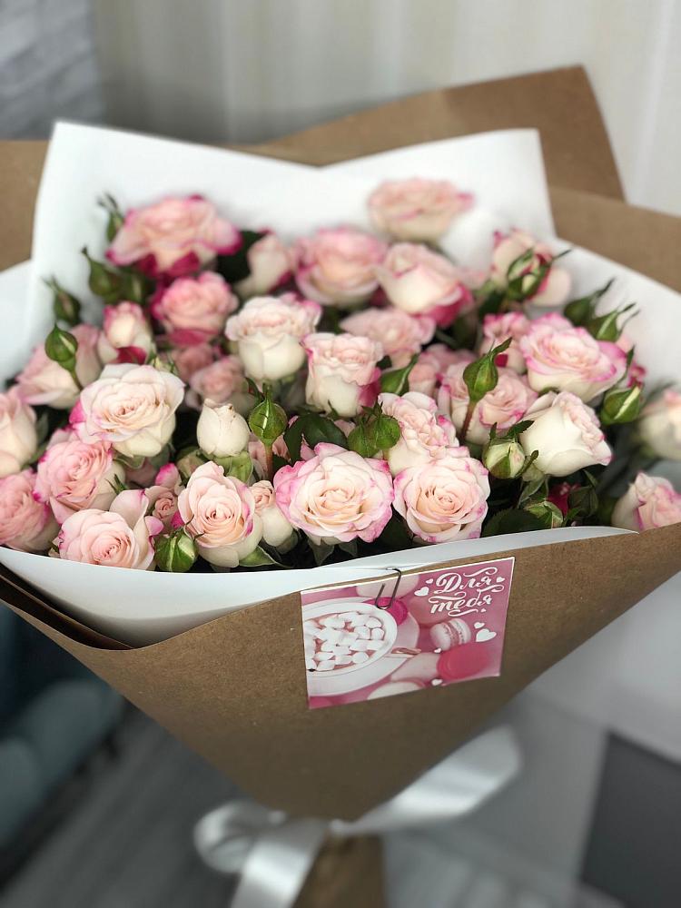 Букет цветов из: Розы в Сергиевском Ставропольского края