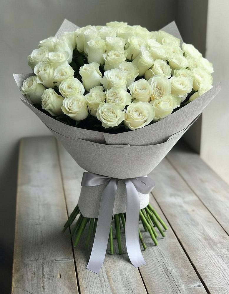 Букет 35 Белых роз в Сергиевском Ставропольского края