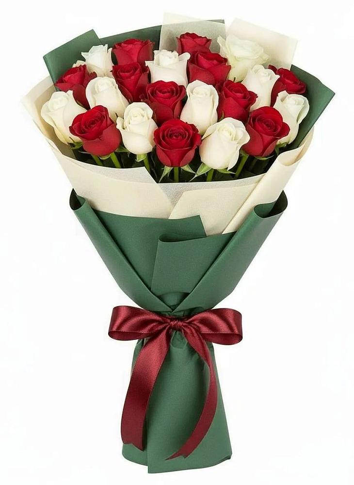 Букет Микс из красных и белых роз в Сергиевском Ставропольского края