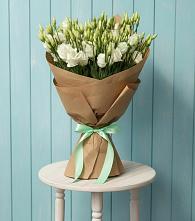 Букет цветов из:  Лизиантусы в Сергиевском Ставропольского края