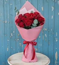 Букет цветов из:  Розы в Сергиевском Ставропольского края