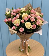 Букет цветов из:  Розы в Сергиевском Ставропольского края