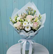 Букет цветов из:  Розы и Лизиантусы в Сергиевском Ставропольского края