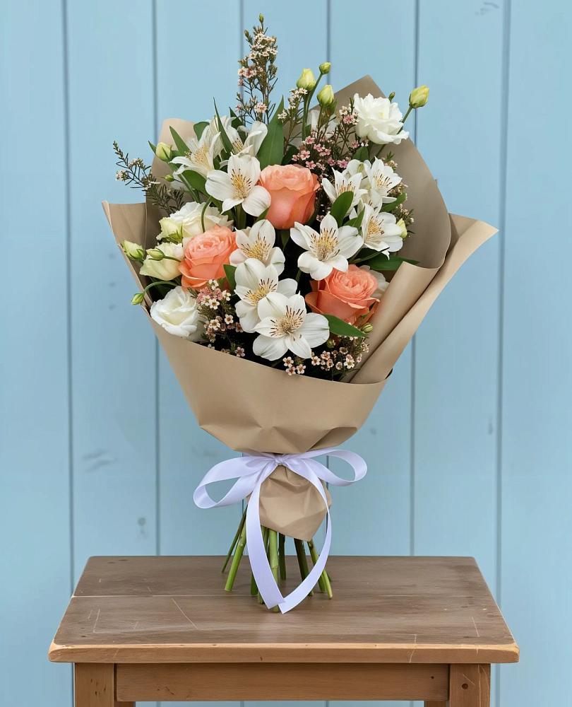 Букет цветов из: Альстромерии, Лизиантусы, Розы и Хризантемы в Сергиевском Ставропольского края