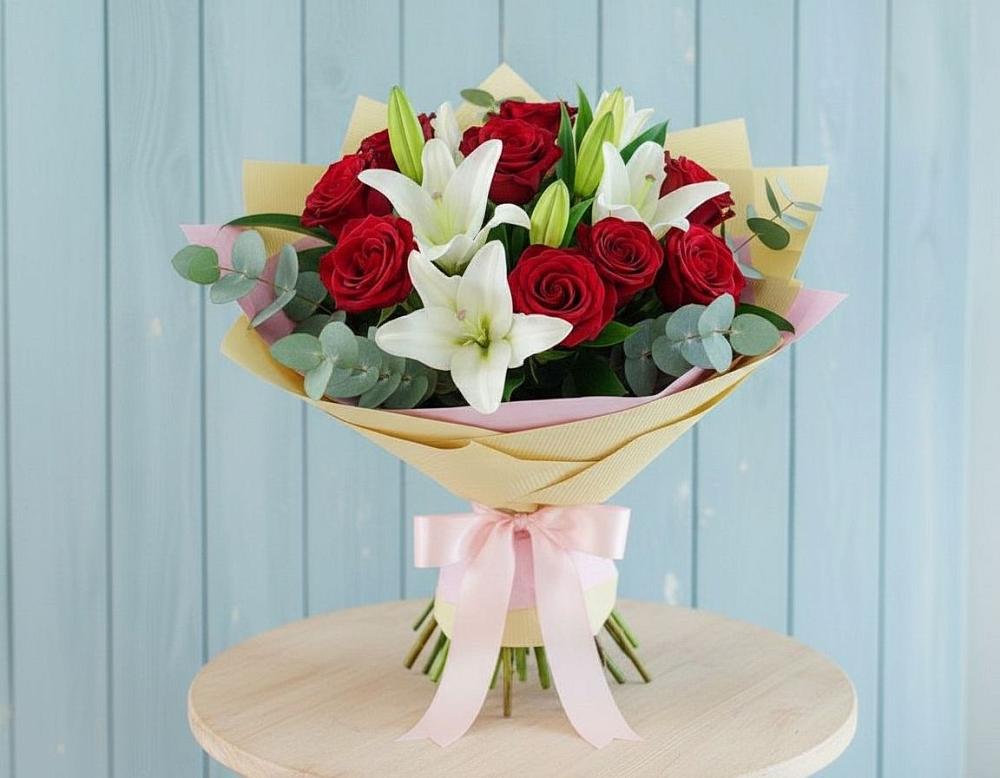 Букет цветов из: Лилии и Розы в Сергиевском Ставропольского края